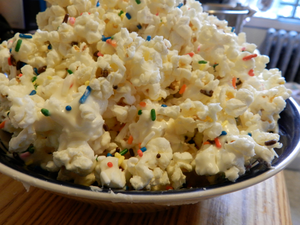  photo PartyPopcorn3_zps88f8855c.png