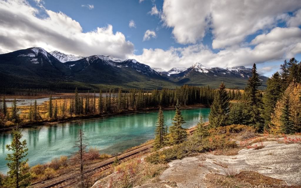 canadian_national_park_1920x1200.jpg