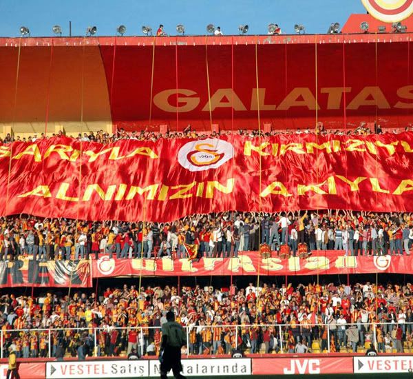 galatasarayarkaplanlariee7.jpg