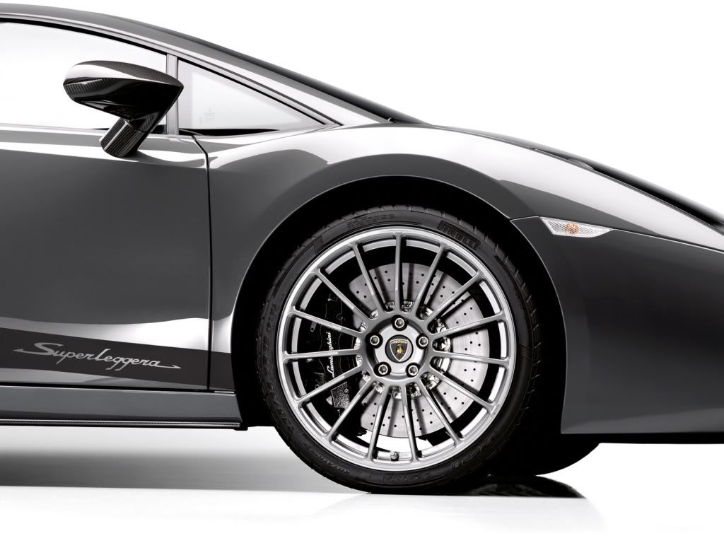 WallpaperHDLamborghini_Gallardo_Superleggera_006.jpg