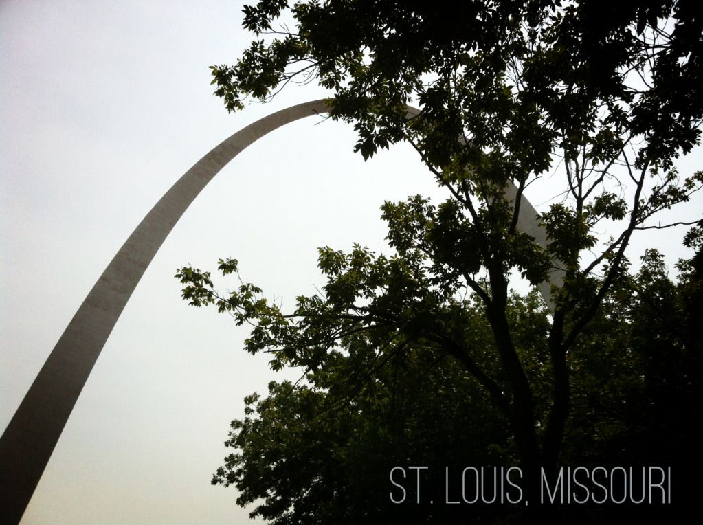 St Louis Arch - Ten Feet Off Beale
