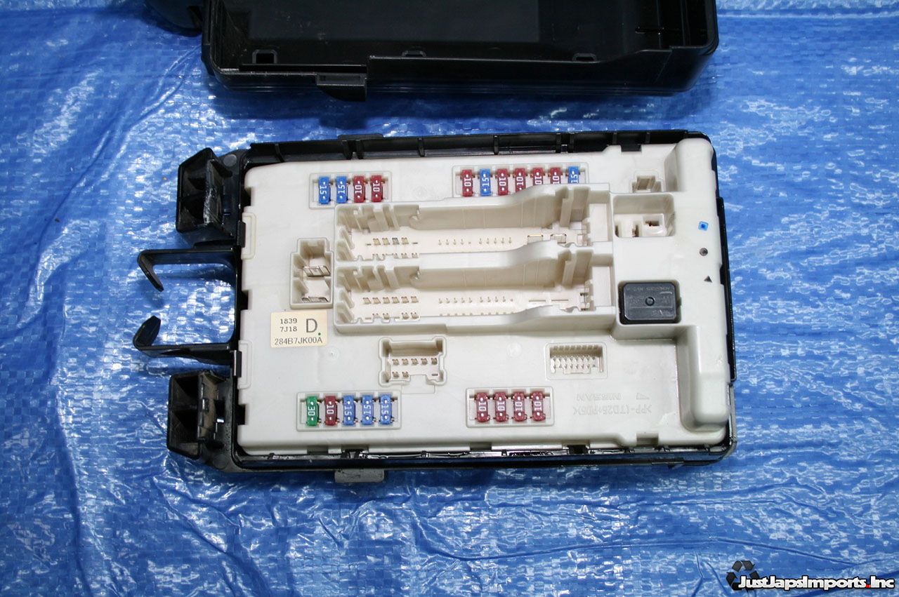 08 09 10 INFINITI G35 G37 OEM IPDM CONTROLLER UNIT FUSE ... fuse box on infiniti g37 