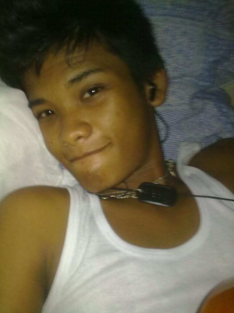sleepy look