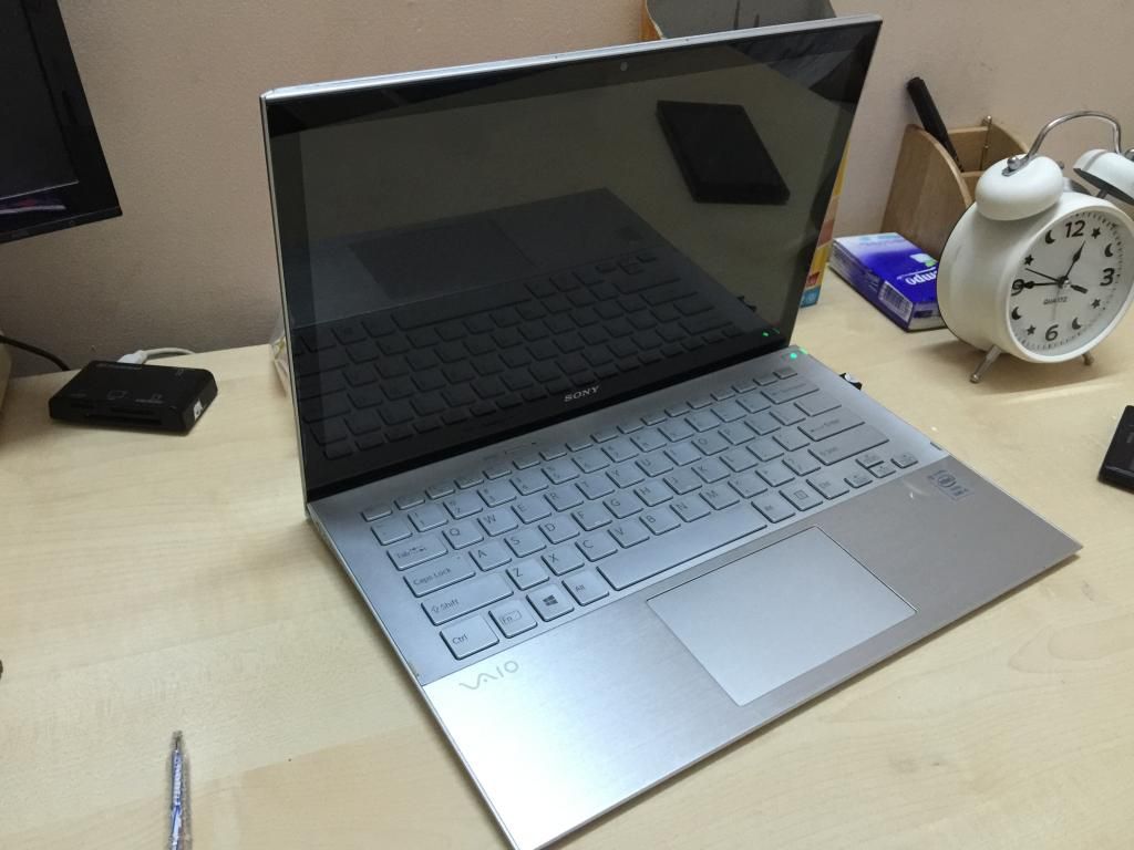 Cần bán gấp Sony Pro 13 cảm ứng - Model: SVP13223SGS - 2