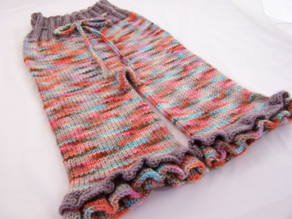 Crunchy Congo knit Month - Monkey Snuggles<br>"Happy Hedgies" ruffle capris<br>size medium